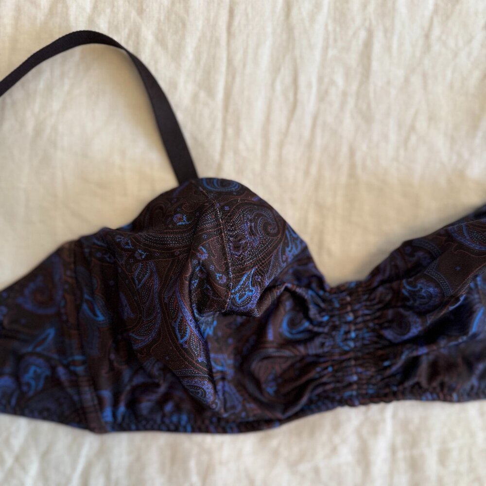 NWOT: Malia Mills Paisley print bikini Juliette Top (34 D) & Cinch bottom (8)